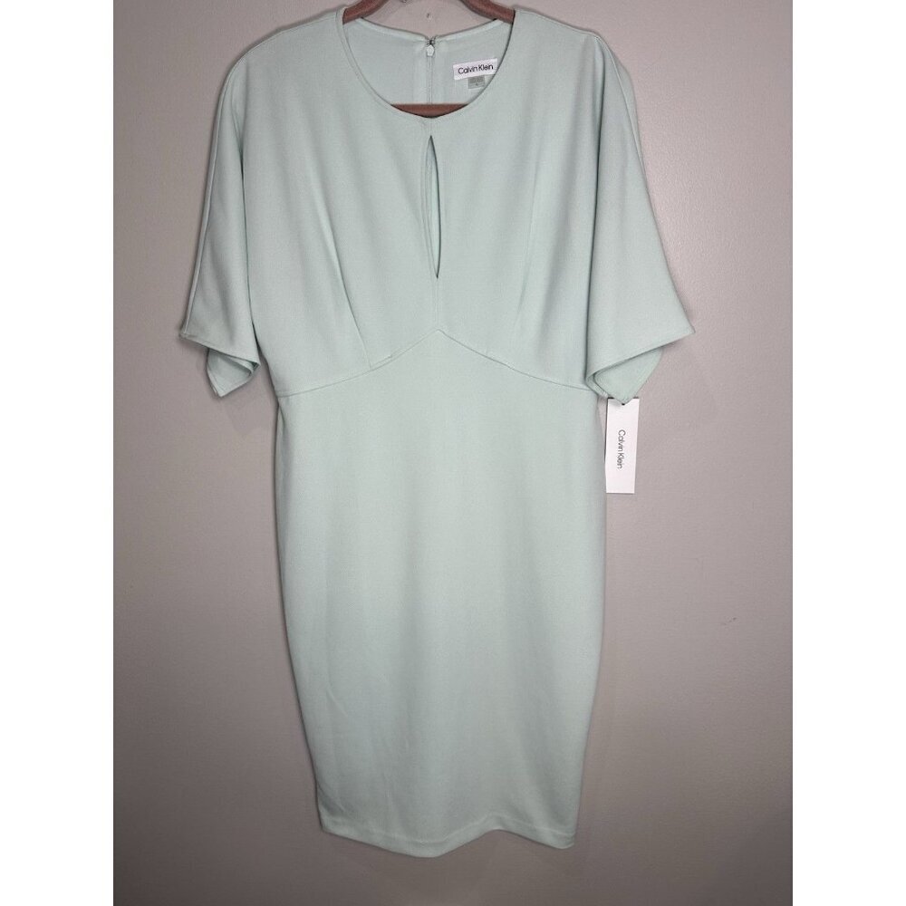 Calvin Klein Elegant Celadon Crepe Sheath Dress Pastel Green Size 12 NWT